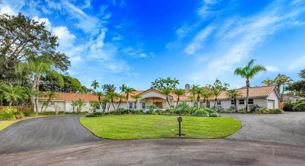 8840 SW 102nd Ter, Miami, FL 33176