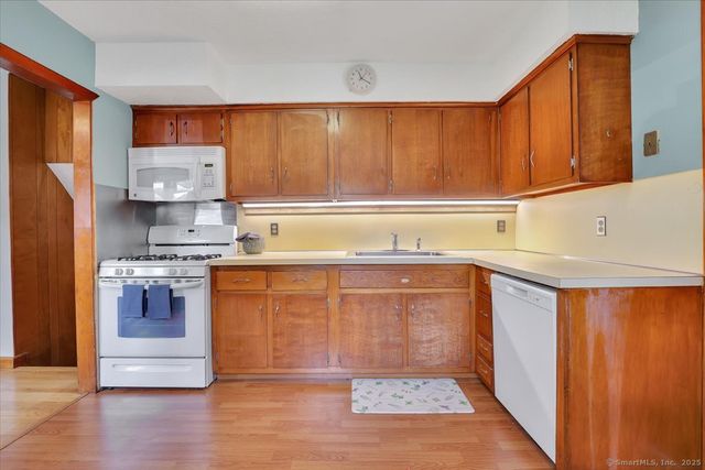 47 Nancy Drive, East Hartford, CT 06118