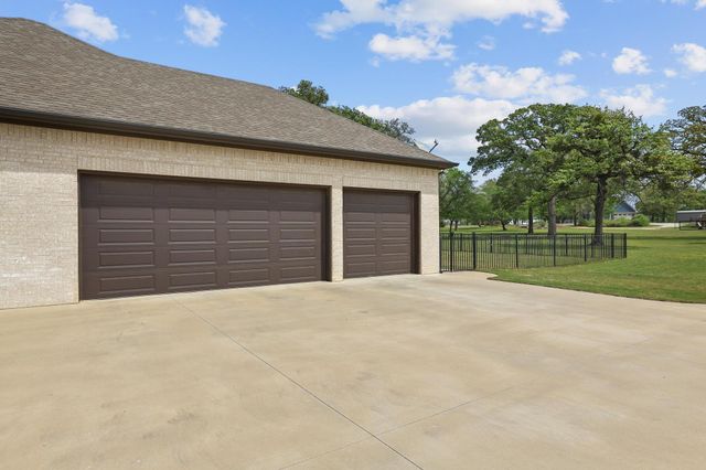 5999 Ranch Estates Road, Krugerville, TX 76227