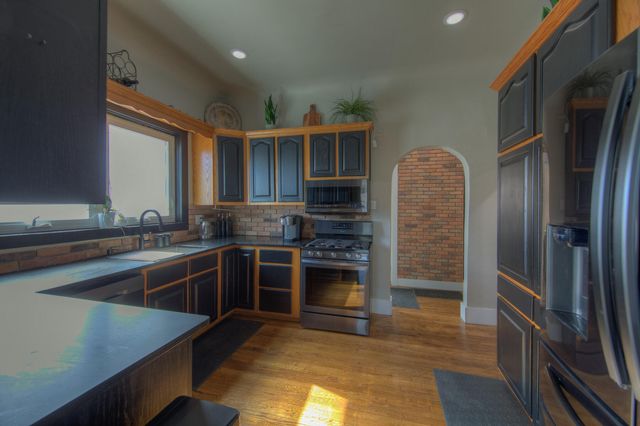 1105 Broadway Boulevard SE, Albuquerque, NM 87102