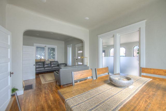 1105 Broadway Boulevard SE, Albuquerque, NM 87102