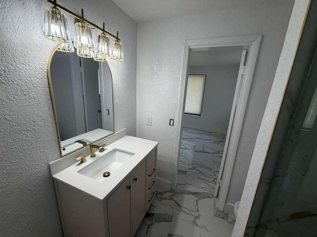 160 SE 15th Avenue, Pompano Beach, FL 33060