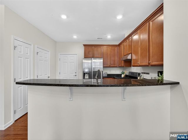 1 Veterans Drive, Wood Ridge, NJ 07075