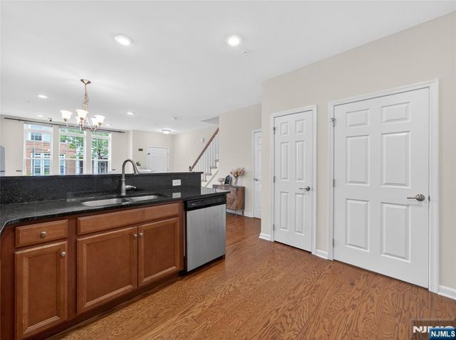 1 Veterans Drive, Wood Ridge, NJ 07075