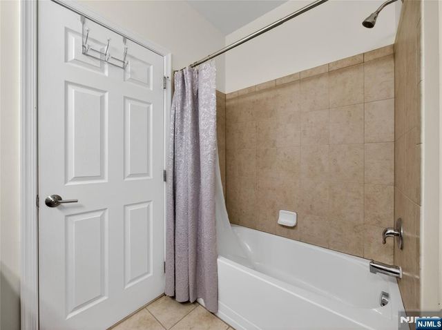 1 Veterans Drive, Wood Ridge, NJ 07075