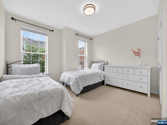 1 Veterans Drive, Wood Ridge, NJ 07075