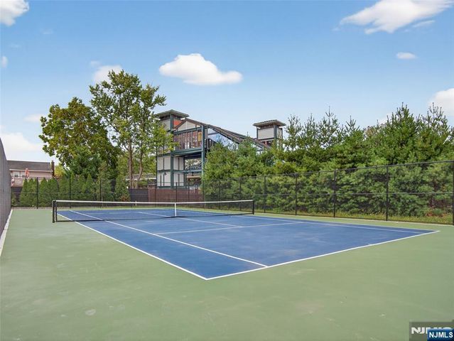 1 Veterans Drive, Wood Ridge, NJ 07075