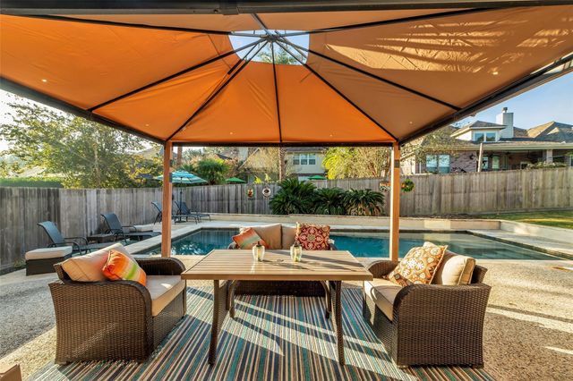 2107 Fern Creek Trail, Houston, TX 77345