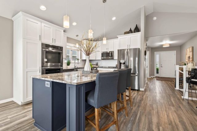 2626 6th Street W, West Fargo, ND 58078