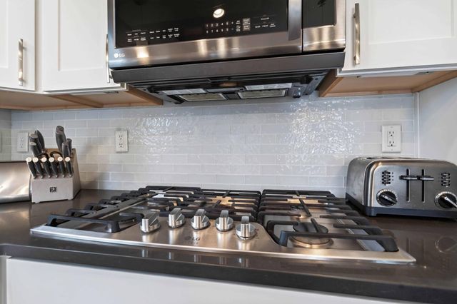 2626 6th Street W, West Fargo, ND 58078