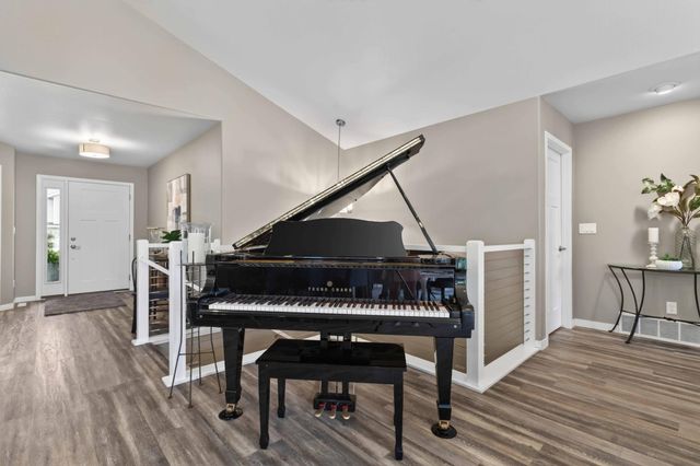 2626 6th Street W, West Fargo, ND 58078