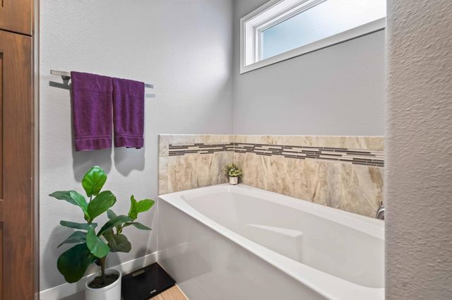 2626 6th Street W, West Fargo, ND 58078