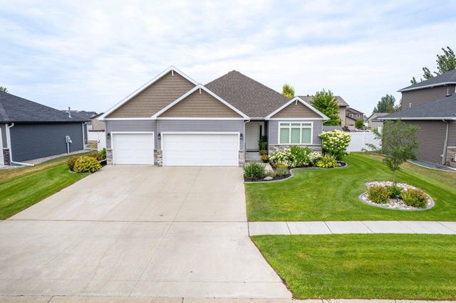 2626 6th Street W, West Fargo, ND 58078