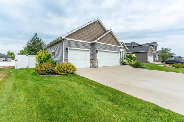 2626 6th Street W, West Fargo, ND 58078