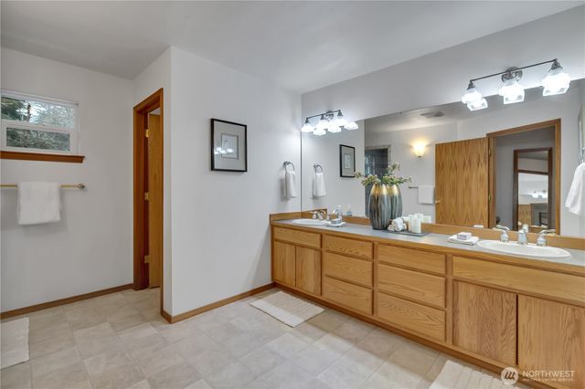 6117 Ames Lake Carnation Road NE, Carnation, WA 98014