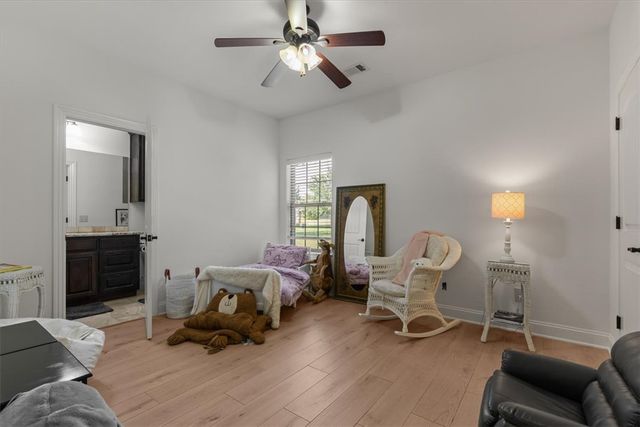 174 Arlington Way, Tontitown, AR 72762