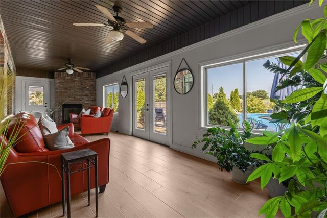 174 Arlington Way, Tontitown, AR 72762