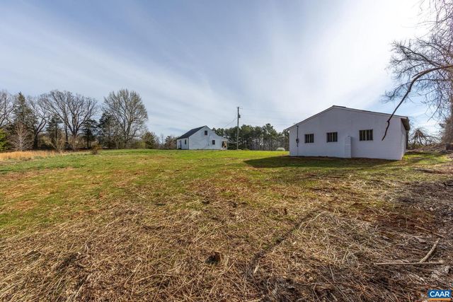 2733 CEDAR LANE RD, Kents Store, VA 23084