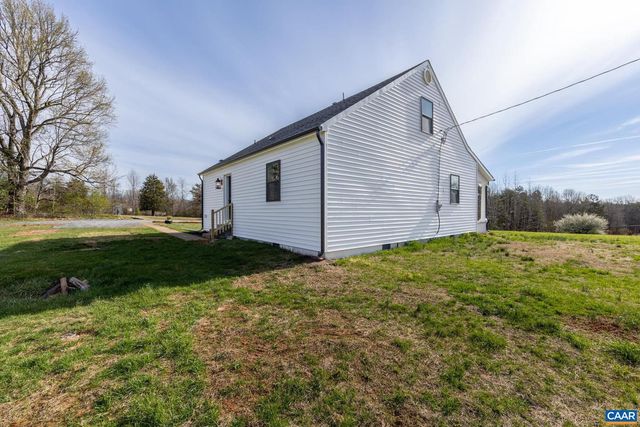 2733 CEDAR LANE RD, Kents Store, VA 23084