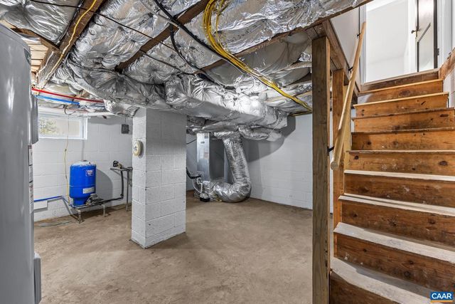 2733 CEDAR LANE RD, Kents Store, VA 23084