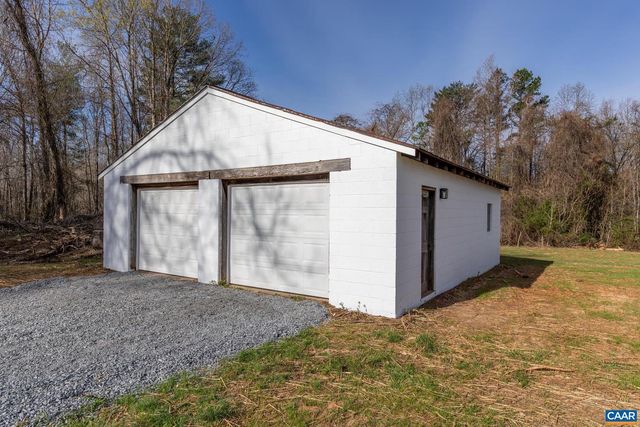 2733 CEDAR LANE RD, Kents Store, VA 23084