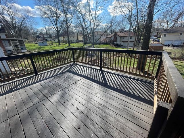 12506 Winchester Avenue, Grandview, MO 64030