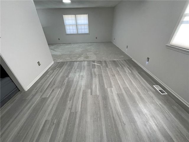 12506 Winchester Avenue, Grandview, MO 64030