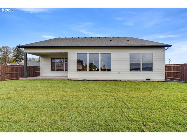 150 Se AIREDALE Ave, La Center, WA 98629