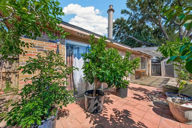 10535 Walnut Glen Drive, Houston, TX 77064