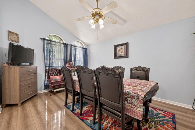 10535 Walnut Glen Drive, Houston, TX 77064