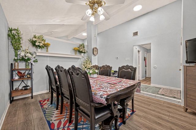 10535 Walnut Glen Drive, Houston, TX 77064