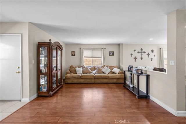 30030 Penrose Lane, Castaic, CA 91384