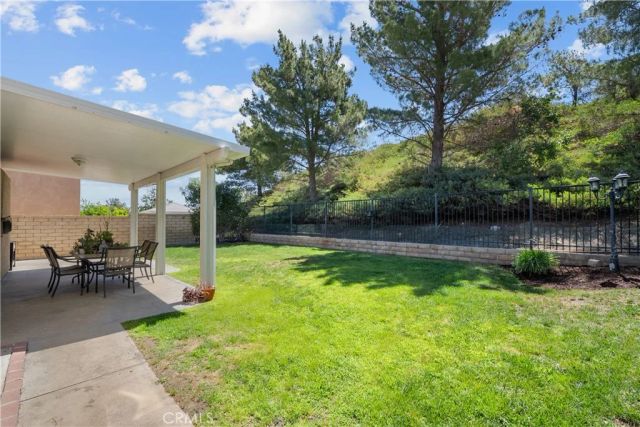 30030 Penrose Lane, Castaic, CA 91384