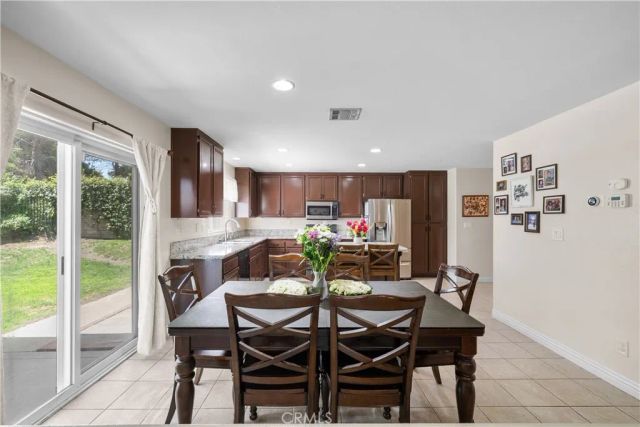 30030 Penrose Lane, Castaic, CA 91384