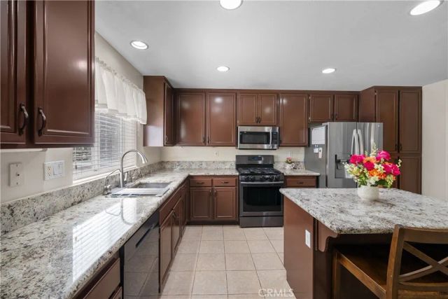 30030 Penrose Lane, Castaic, CA 91384