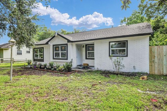 15617 Park Manor Street, Houston, TX 77053