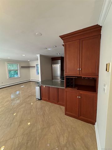 36 Greenridge Avenue 110, White Plains, NY 10605