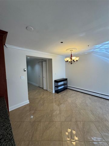 36 Greenridge Avenue 110, White Plains, NY 10605