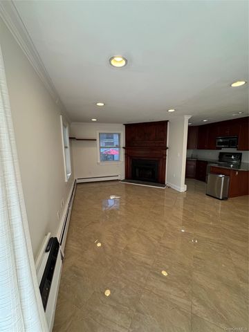 36 Greenridge Avenue 110, White Plains, NY 10605