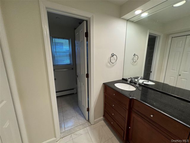 36 Greenridge Avenue 110, White Plains, NY 10605