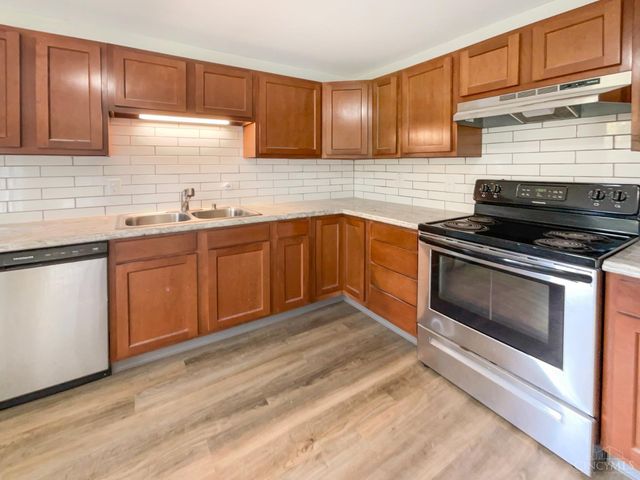 290 Shaker Court, Delhi Twp, OH 45238