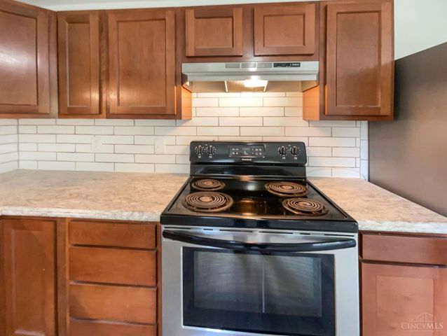 290 Shaker Court, Delhi Twp, OH 45238