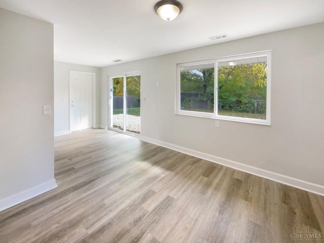 290 Shaker Court, Delhi Twp, OH 45238