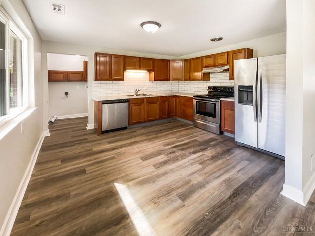 290 Shaker Court, Delhi Twp, OH 45238