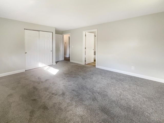 290 Shaker Court, Delhi Twp, OH 45238