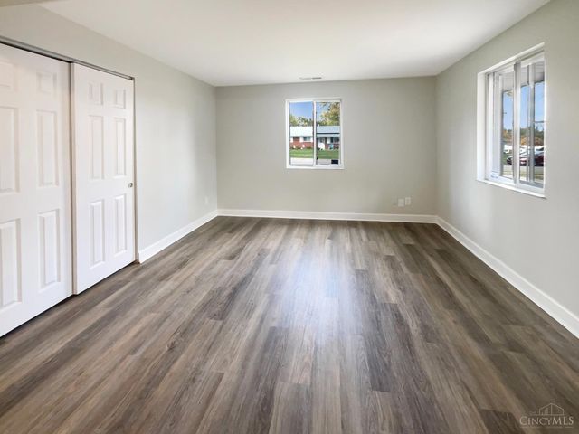 290 Shaker Court, Delhi Twp, OH 45238