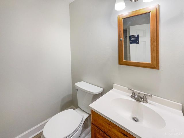 290 Shaker Court, Delhi Twp, OH 45238