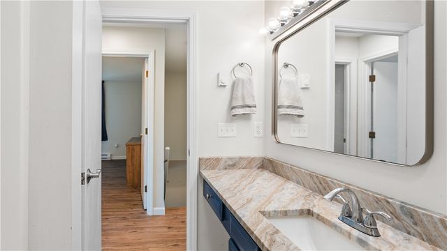 200 Post Road 610, Warwick, RI 02888