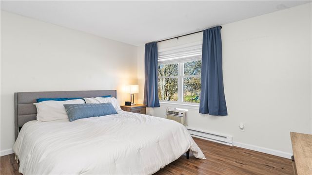 200 Post Road 610, Warwick, RI 02888