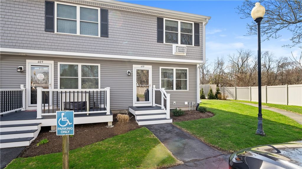 200 Post Road 610, Warwick, RI 02888